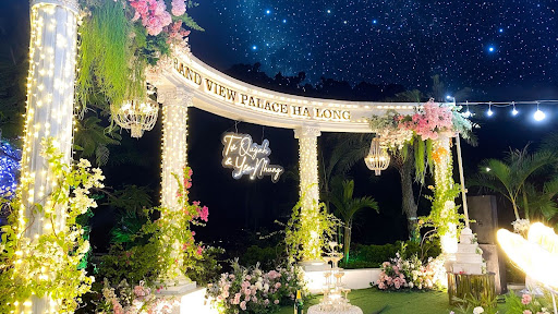 Hội trường rộng cho tiệc cưới đông khách